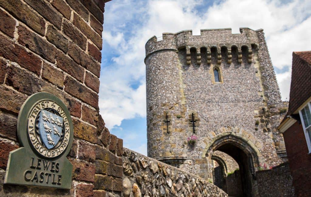 Day trips from London by Train: DepositPhotos