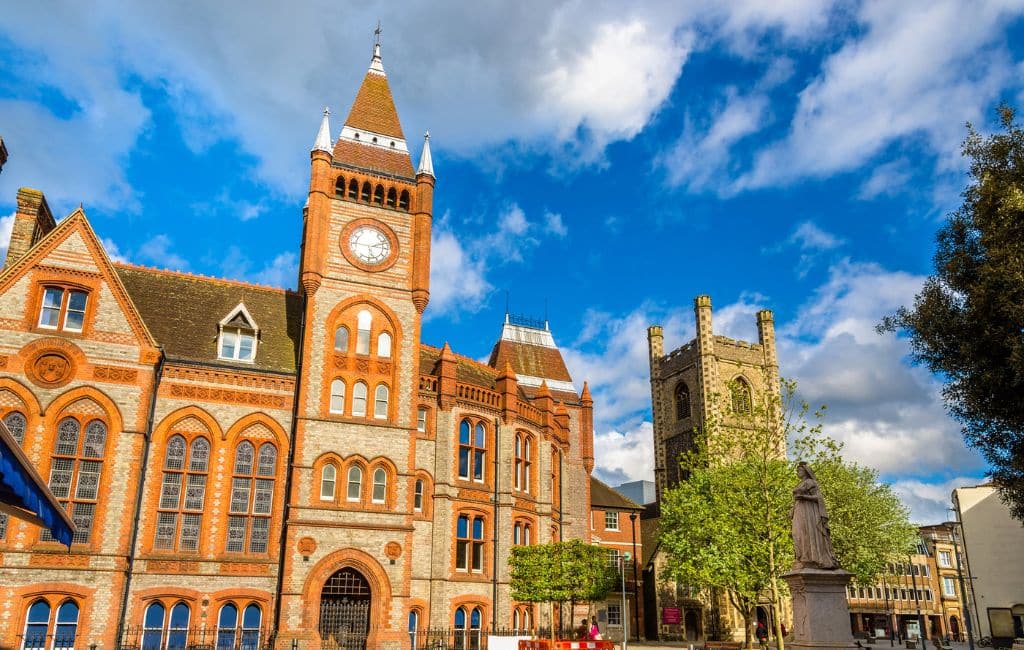 Day trips from London by Train: DepositPhotos