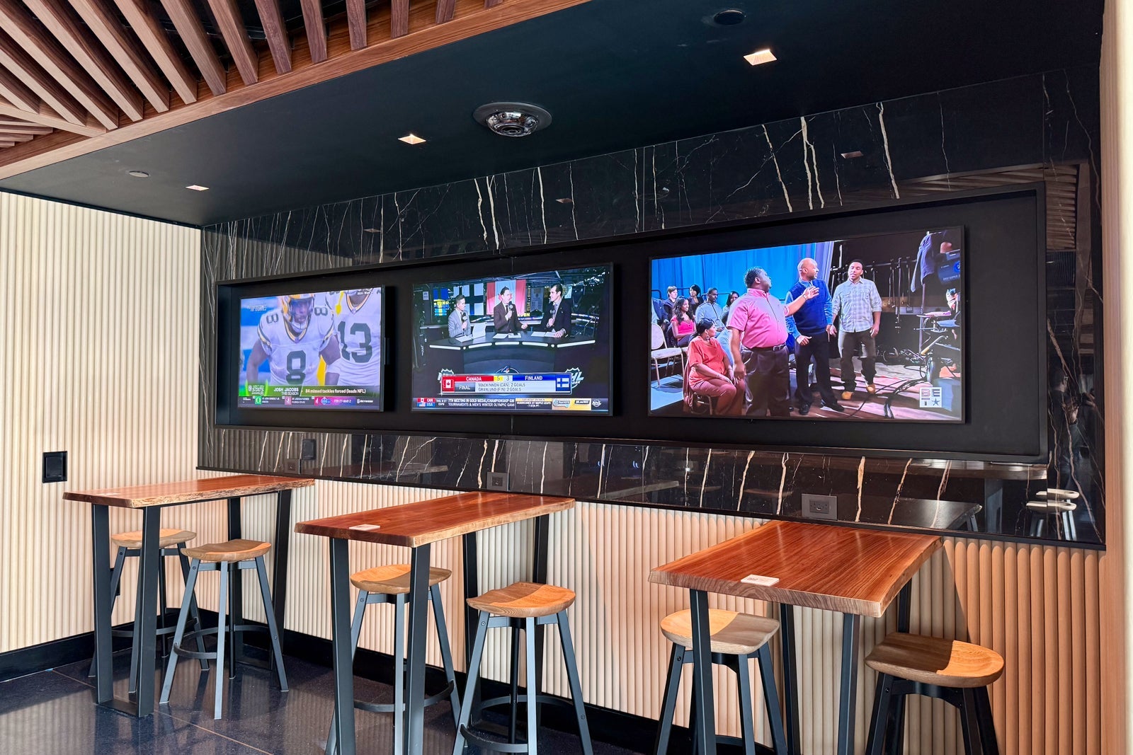 Chase Sapphire Lounge Philadelphia