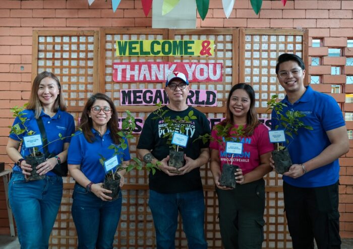 (From left) Megaworld Hotels & Resorts’ Charlene Go-Co, Head of Marketing Innovations; Eden Decano, Director of Finance; Juan Villa - Co-Founder and Hunger Relief Project Manager of Project PEARLS; Monica Aclan, Deputy Executive Director of Project Pearls; and Karlo Evangelista, Corporate Sustainability Manager at MHR.