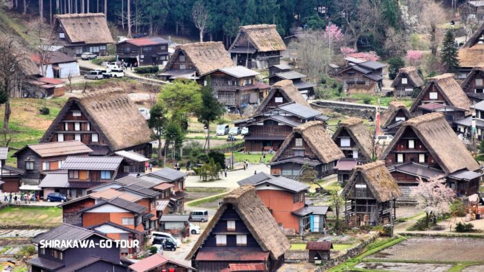 Shirakawa-go Tour