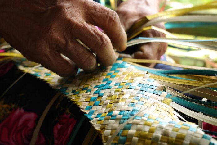 Tagbanwa weavers in Culandanum