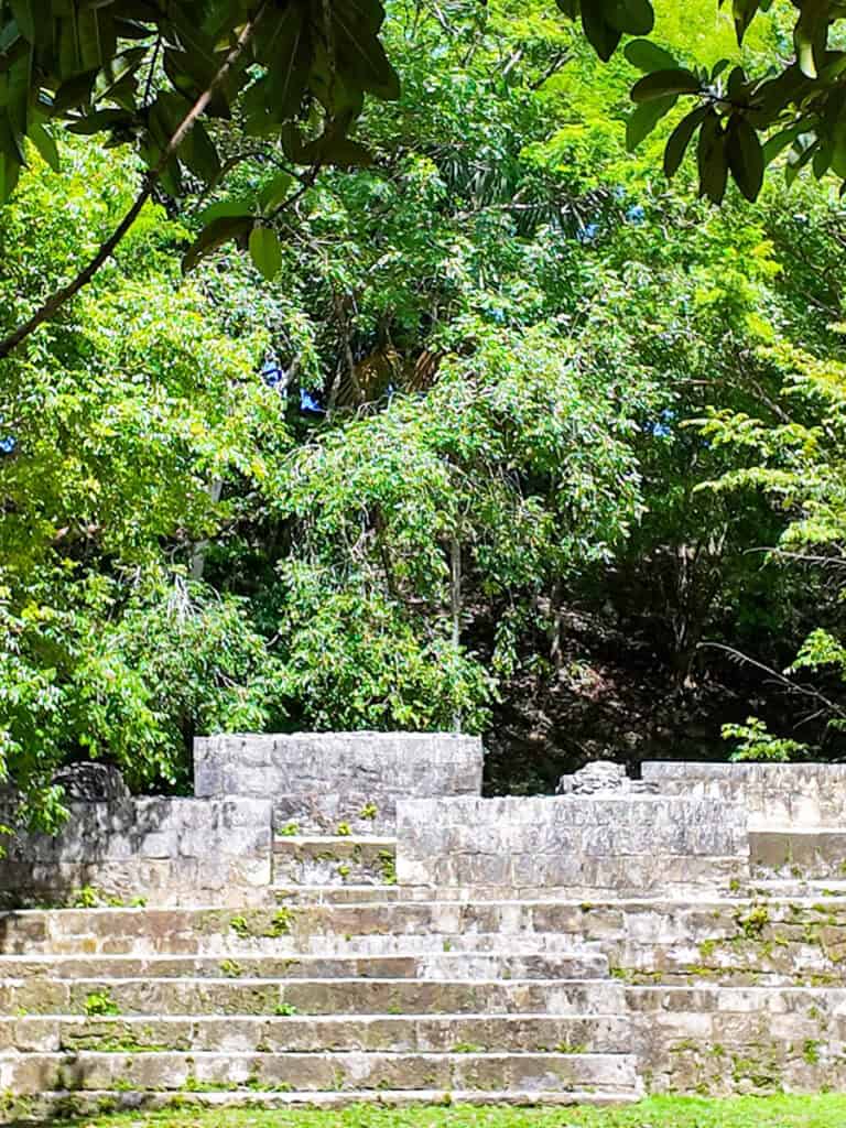 maya ruins at Xunantunich 